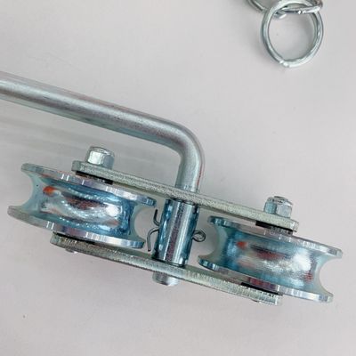 Sistema branco dos rolos do cabo aéreo da banana do zinco com rolamento de esferas resistente D64mm da corrente