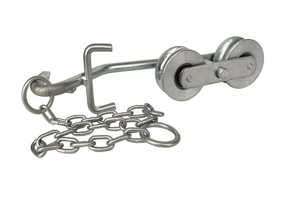 O rolo industrial do cabo aéreo da banana galvanizou a superfície branca